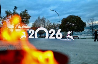 Gemlik’te Yılbaşı Meydanı Açıldı